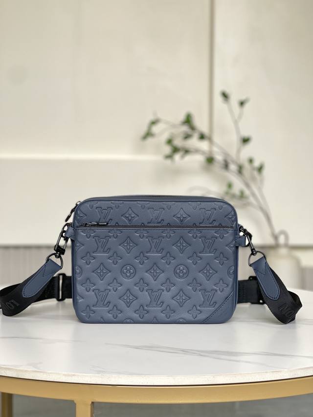 Double 11 Special Price 14785 Brand New, No Returns or Exchanges 18.5 X 7 X 25 c