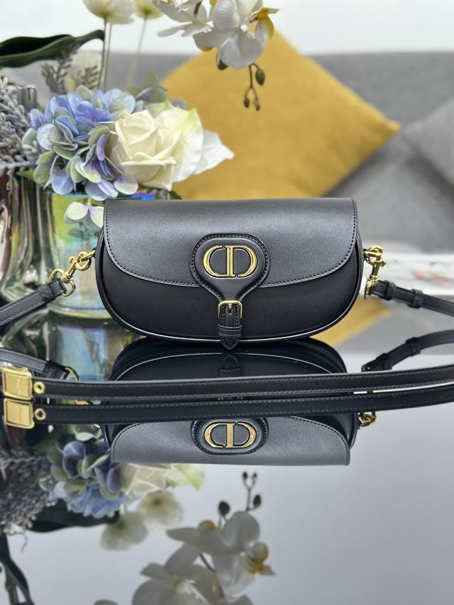 . Top-quality original leather, genuine single piece with full boutique packagin