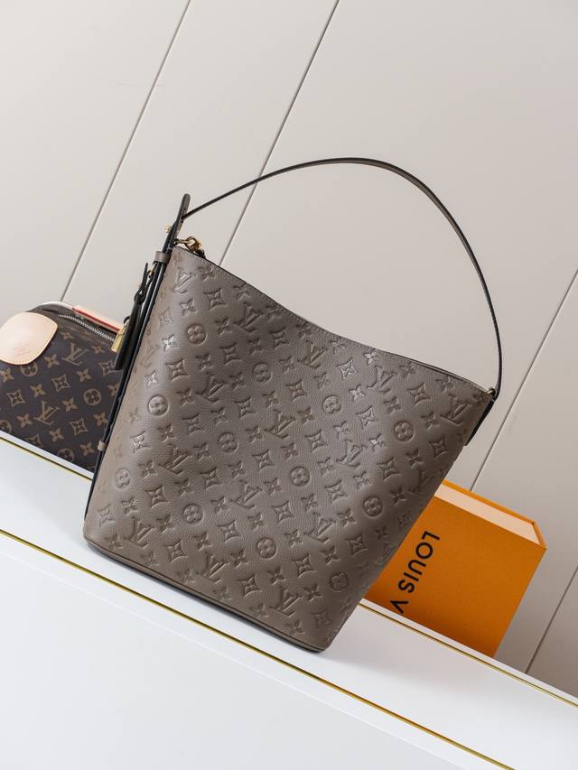 Factory Price. Top-quality original leather, top-grade original single item wit