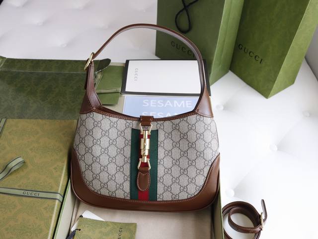 . Top-quality original leather, top-tier original single item with complete bout