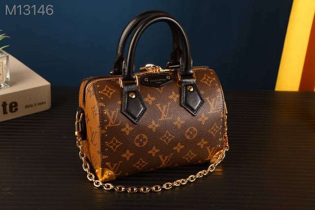 Full Steel Mb Premium Original M13146 Monogram Dynamic Chip Version. The leathe