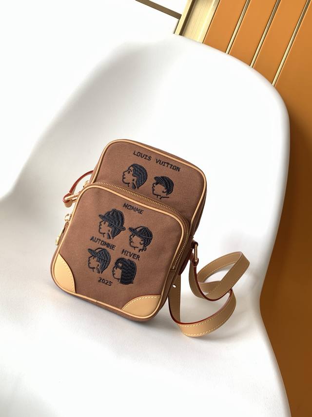 M25866 Top-tier original single item with dynamic code change: pharrell Williams