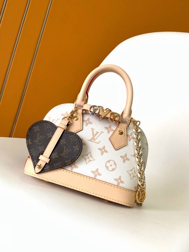 Top-tier original M00015 The LV&I series, featuring the iconic Alma in an exclus