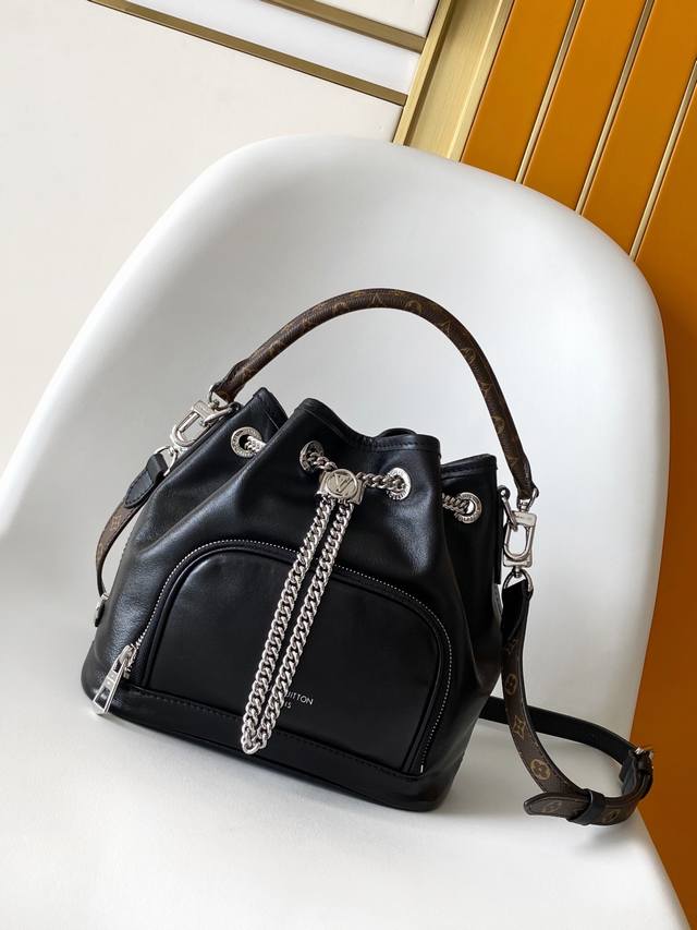 Top-tier original M14377 No Way handbag from the LV Vibe series, featuring lambs