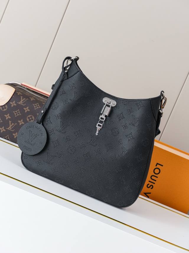 Dynamic 163C01 Chip M14618 Black Top-Tier Original Individual Background Real Sh