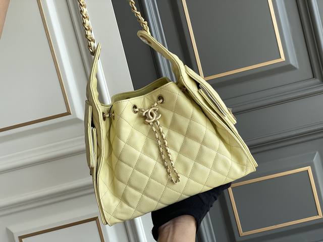 Original Price 1300 Double 11 Special Offer Genuine Leather Brand New with No Q