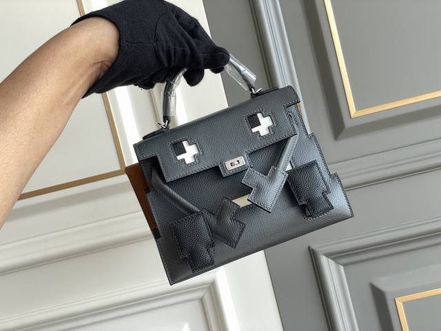 Original Price 2930 Double 11 Special Offer Doll Bag, Smoky Gray Brand New, No