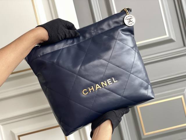 Original Price 1300 Double 11 Special Offer Genuine Leather Brand New with No Q