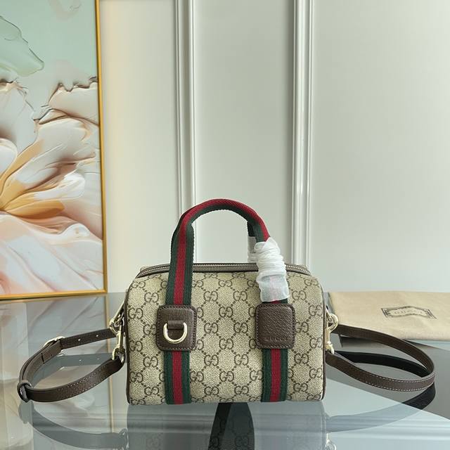 Exclusive background, real product photos, top-quality original item. Style numb