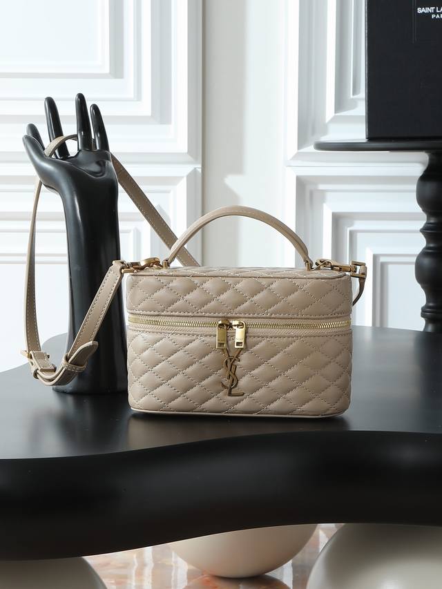 Top-tier original Gaby Mini Box Bag The adorable new spring/summer bag is coming