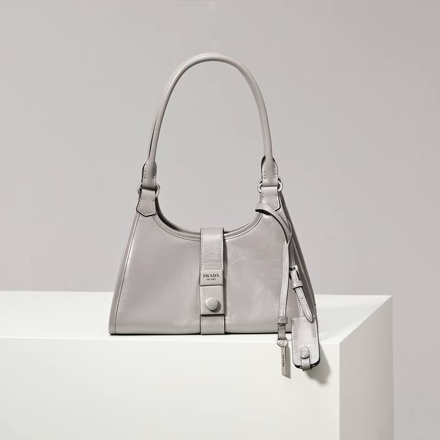 Premium Original Brand New 1Bg580 Purple-Grey Mini Style. This mini runway styl