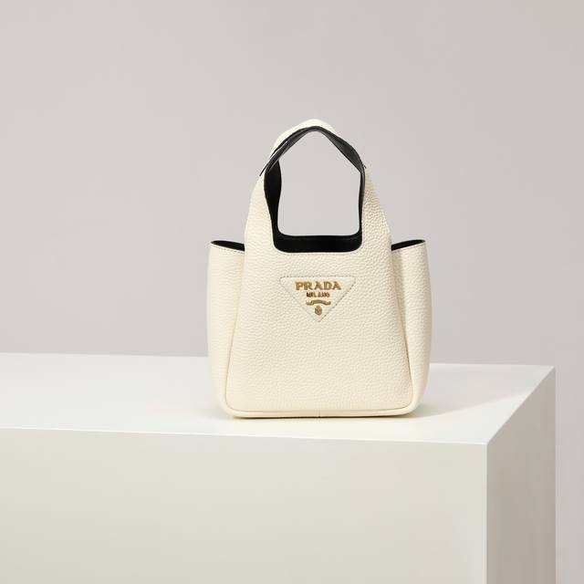 Premium Original 2025 Newest Mini Basket Tote Bag 1Ba349 Gold Buckle White. Thi