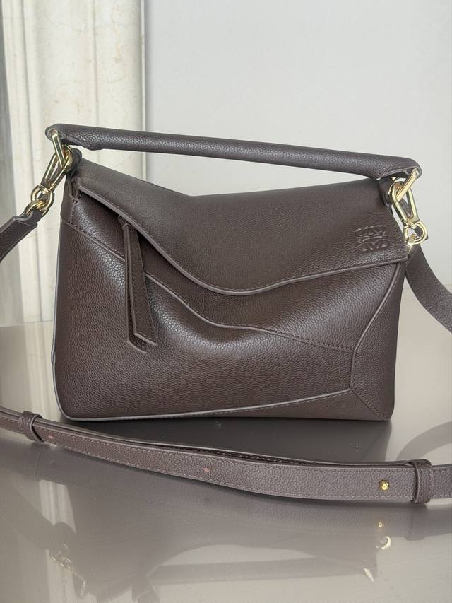 Original Leather 3001M Dark Brown Puzzle Small 24cm The Puzzle handbag is the f