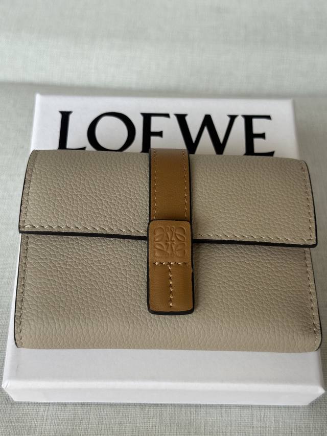 Original Leather Soft Grained Calfskin Small Straight Wallet X3 Light Oatmeal C