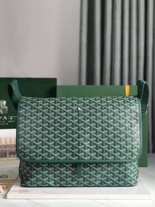 Authentic Product The new Goyard Citadin messenger bag's name originates from t
