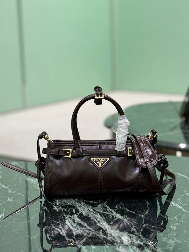 Authentic Softlux Oil-Waxed Leather This mini handbag/crossbody bag is made of i