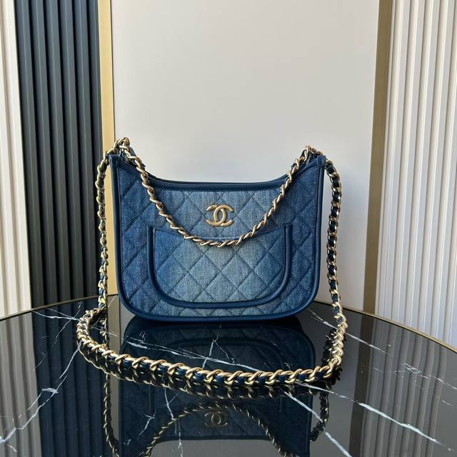 24S Spring/Summer Collection 24S Denim Hobo 24S Denim Hobo! Same bag shape as Ev