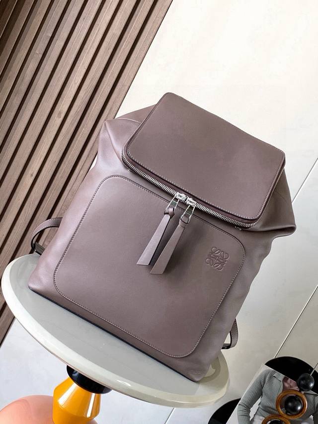 Original Leather Latest Goya Backpack Series Backpack with a New and More User-