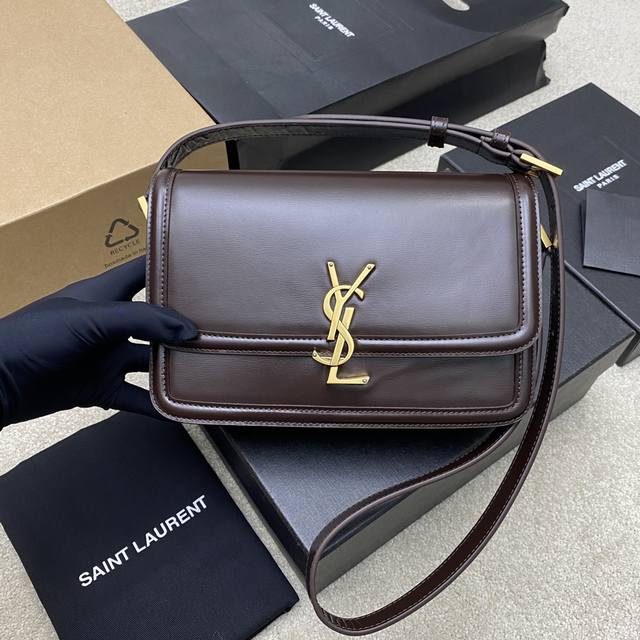 Original Leather Vermilion Red Antique Gold Solferino's most eye-catching autum