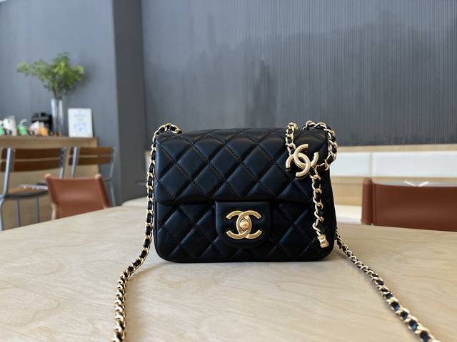 Small Medium Large As5758 Chanel 25B Exquisite double C buckle CF series lambski