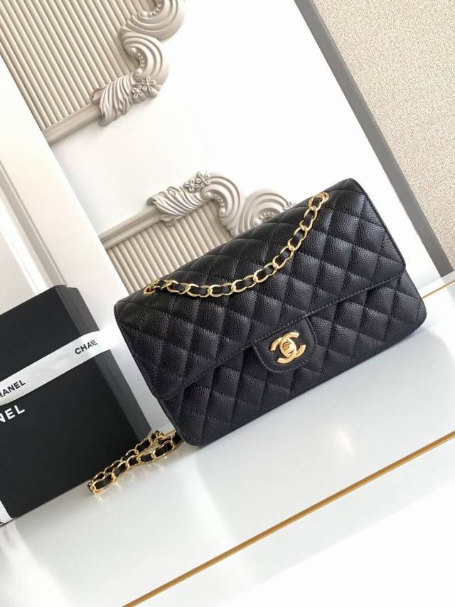 A01112 A high-end French custom-made Chanel Classic Flap Bag. The caviar-pattern