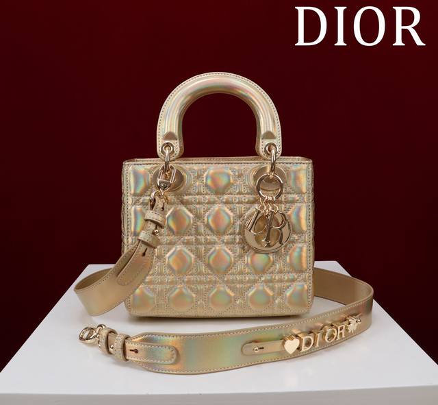 M0538-Lady Dior 4-compartment lambskin Size: 20*16*8Cm DDD