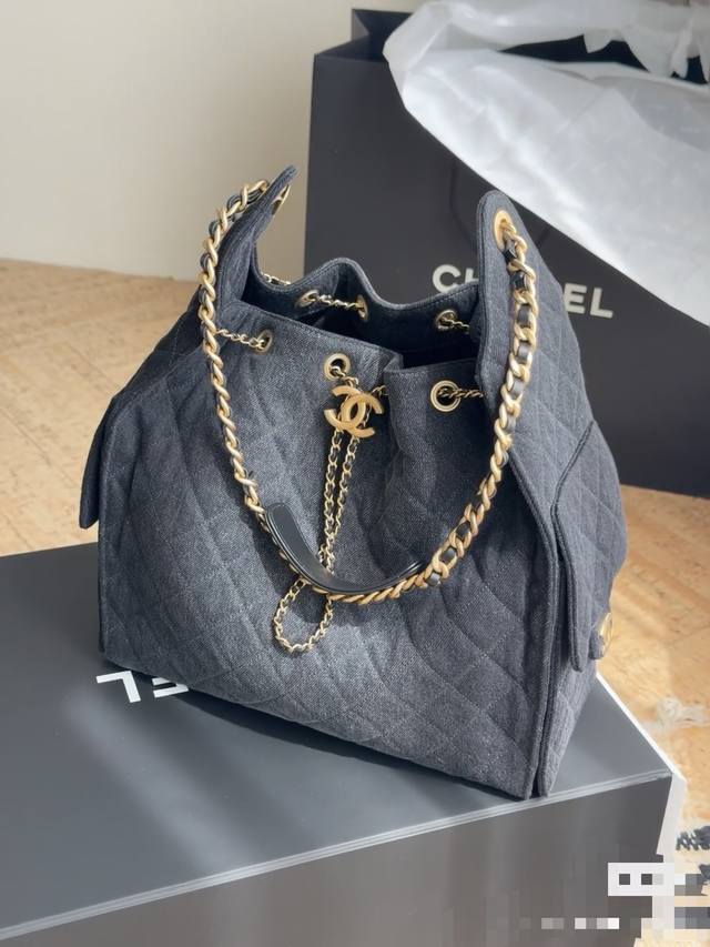 Large Size New Dark Denim Hippie Bag Open top, drawstring, pockets, gold chain e