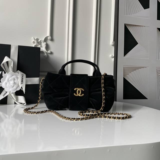 Velvet Chanel 25K Bow - This season's hottest style, loved by all the fairy girl