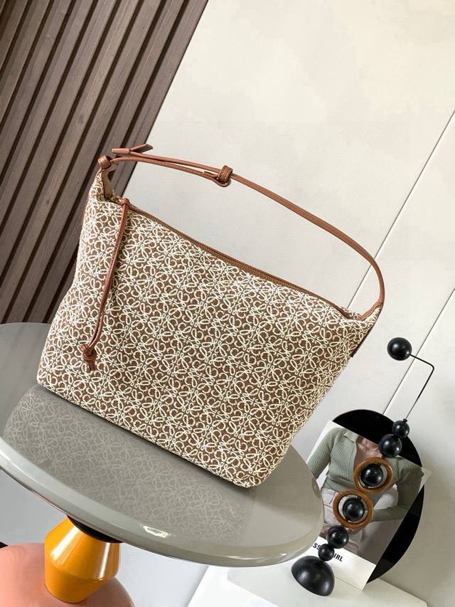 Anagram Jacquard Fabric and Cowhide Leather Cubi Handbag Large Lunch Bag~Cubi lu