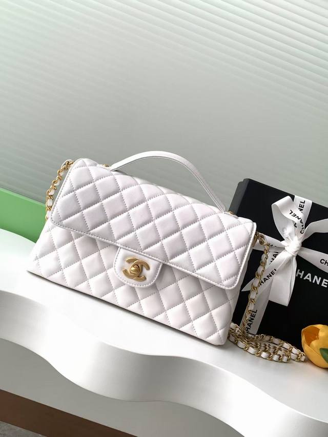 25p Kelly This super high-quality 25p Kelly bag is a dream bag for many! It can