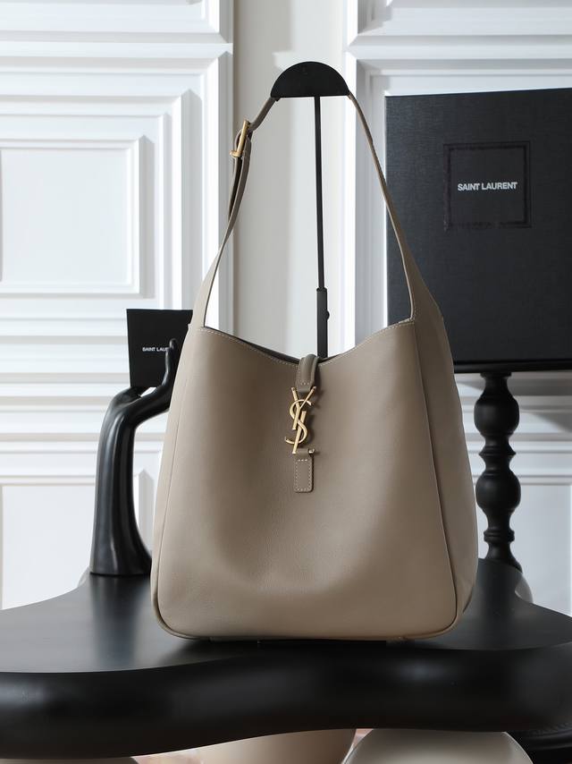 Khaki Original Leather (Packaging Not Included) Le 5A7_Large Smooth Leather Sof