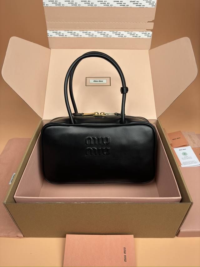 Original Leather, with Picture Packaging Premium Hardware Original Leather Beau