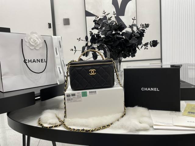 Top-quality A68070 ball-pattern leather, Spring/Summer 2022 | Letter handle. I