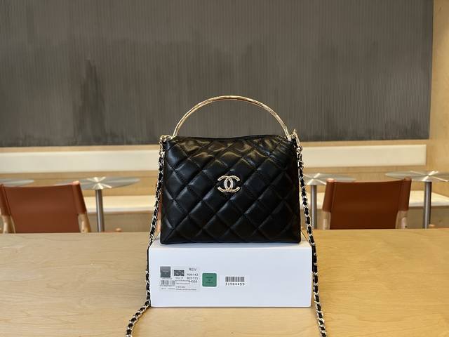 A96143 Chanel 25Ss New Collection Woc Sweet Little Chanel Bag, Super Girly! The