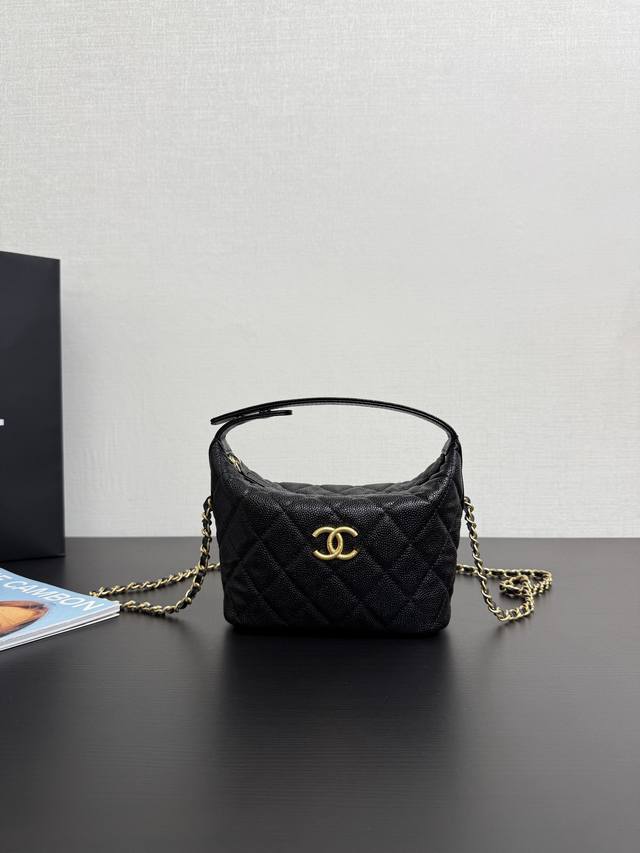 Original leather, in stock, 25C lunchbox bag. Absolutely great value for money!