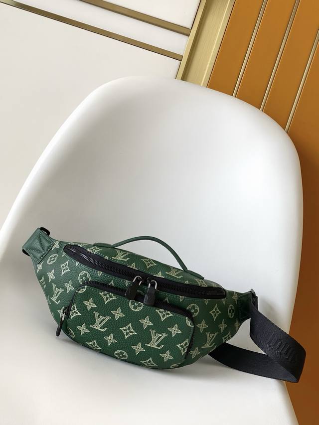 M27153 Green Top Layer Leather, M27152 Milk Apricot, M26821 Dark Blue New Origin