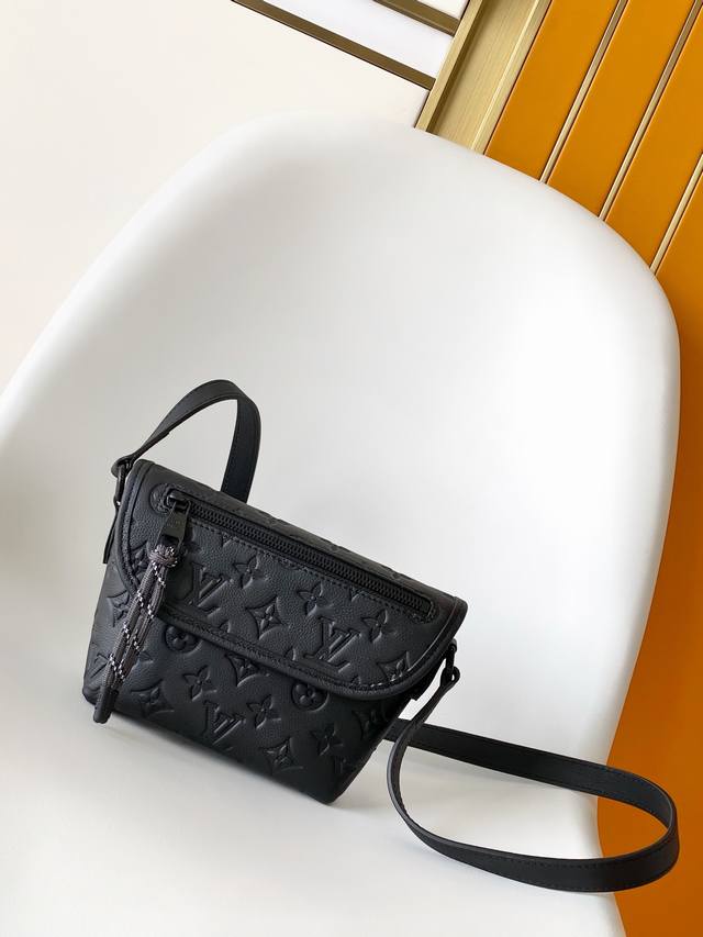 p Top-tier original single-piece with variable code chip M12806 black and silver