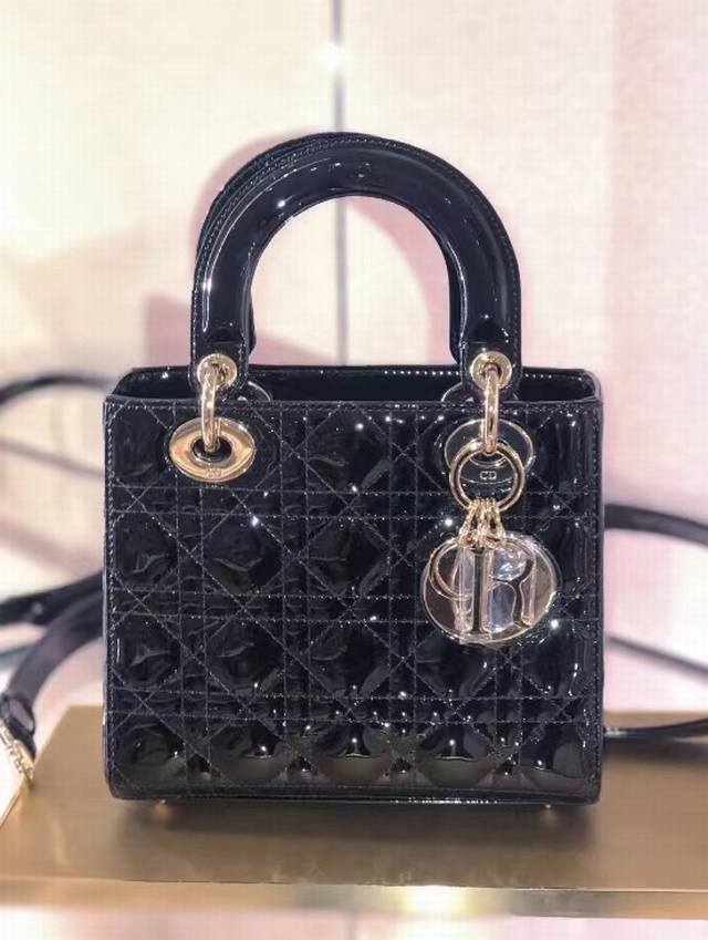 Lady Dior four-panel black patent leather Lady Dior has always been synonymous w