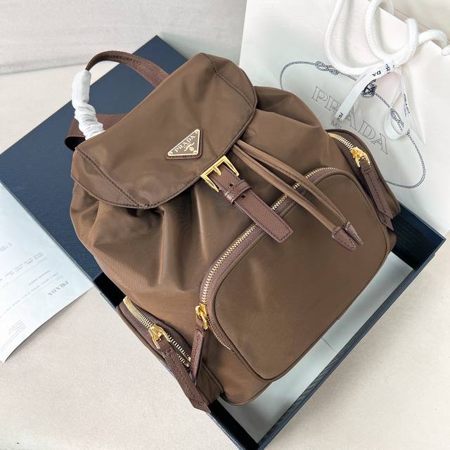 New Arrival 1Bz081 Backpack This backpack is made of imported nylon fabric. It f