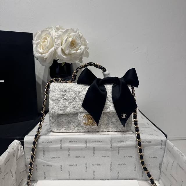 In stock! Chanel 25K Tweed CF bag, breathtakingly beautiful! Sisters, this year