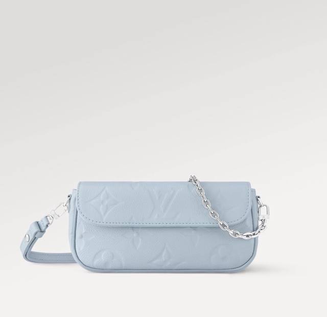 pM83637 Blue Top-Grade Original Single-Item with Variable Code Chip, Top-Grain C