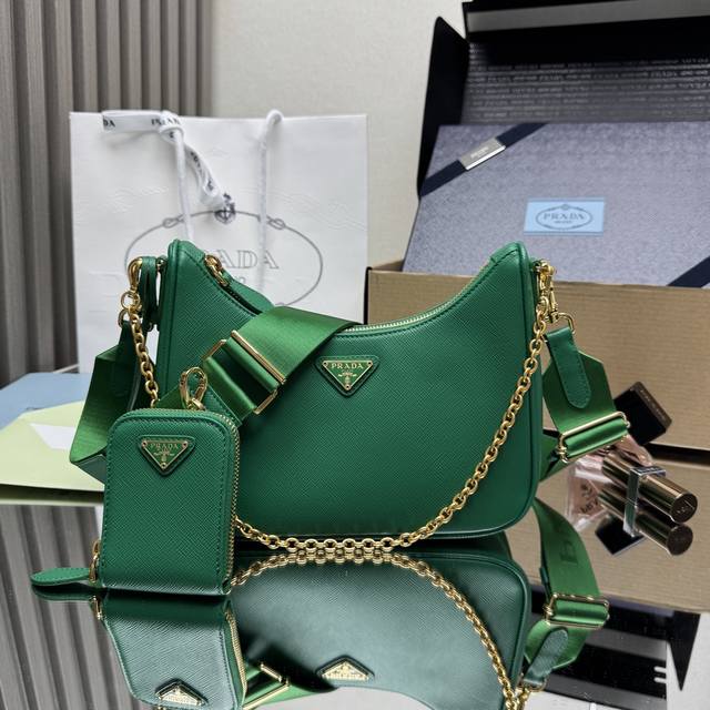 Top-tier original single new version hot-selling upgraded Baokuanqnylon Hobo ha