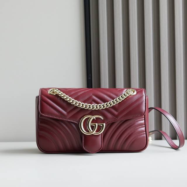 The new Anchor Marmont exudes a luxurious and elegant aura~ They are as mellow