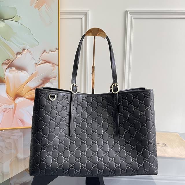 Exclusive background, real product photos, top-quality original item. Style numb