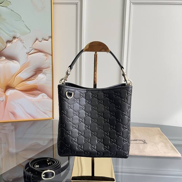 Exclusive background, real product photos, top-quality original item. Style numb