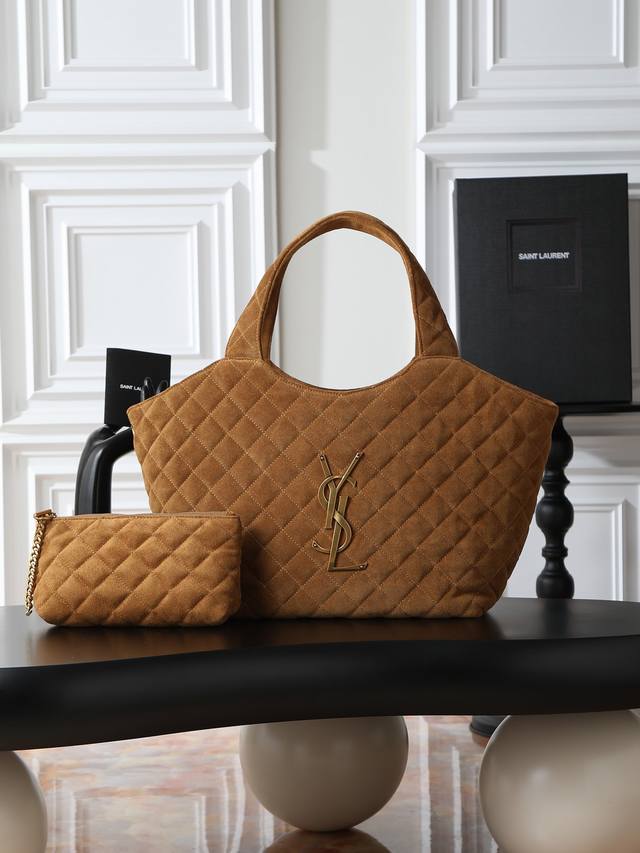 Suede Version The new small Icare tote bag is now available! The iconic Icare h