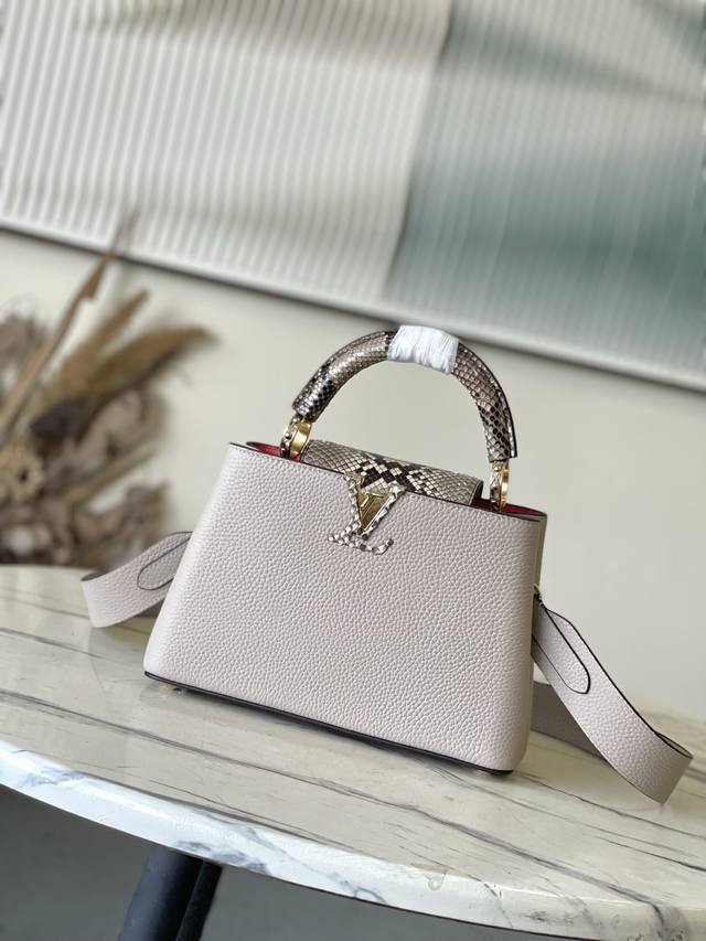 Factory Price p Premium Original Leather N48865 This small grey snakeskin bag f