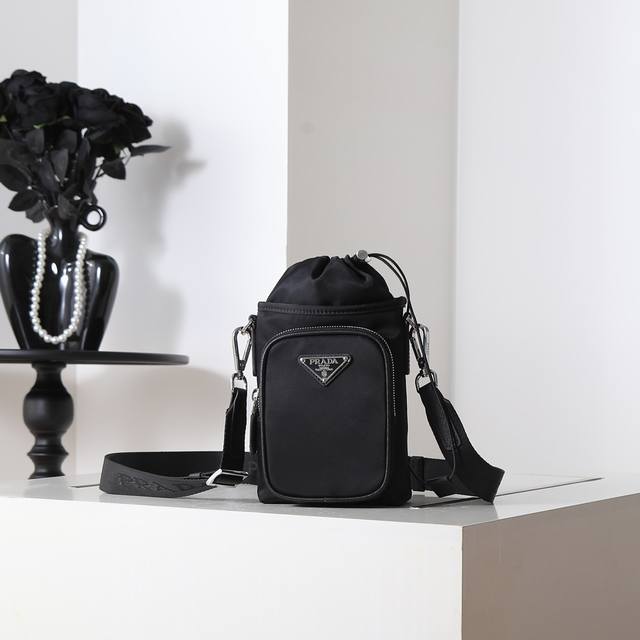 New Phone Case Bag 2Zh155 This phone bag is crafted from innovative Re-Nylon, sh