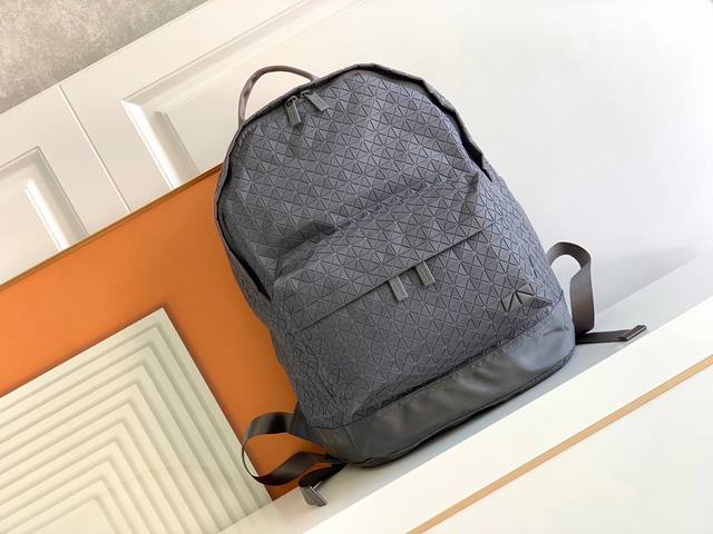 Original Order, High-Quality Issey Miyake Bao Bao Size: 42*34*18 Kuro Backpack,