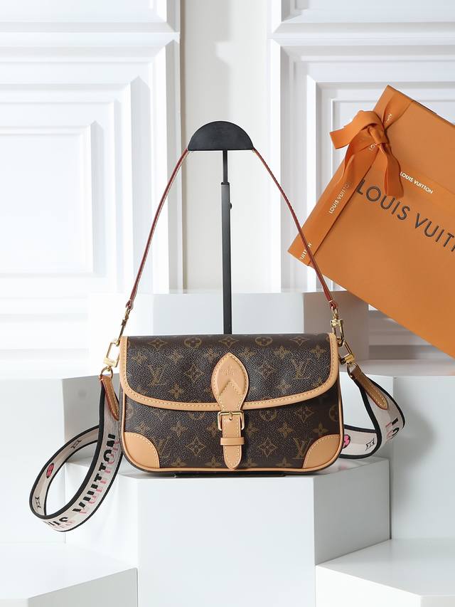 Dynamic Code Chip 163C M45985 Top-Tier Original Monogram Canvas Diane Handbag. T